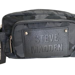 Brand New STEVE MADDEN Camo Travel Shaving Cosmetic Bag   2 Zipper Pockets